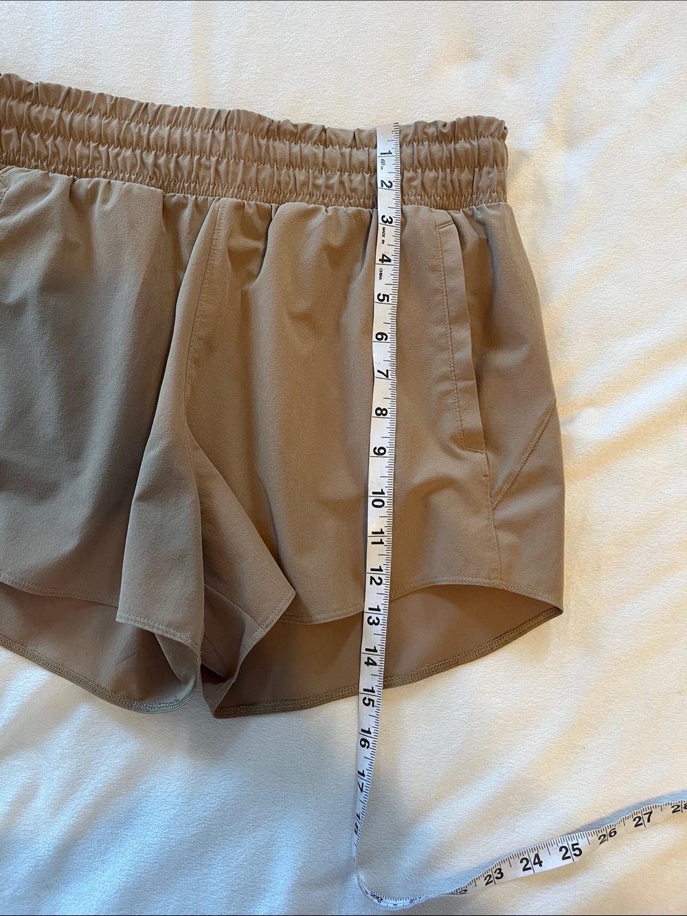 Under Armour Women's Tan Elastic-Waist Training Shorts - Picture 6 of 11